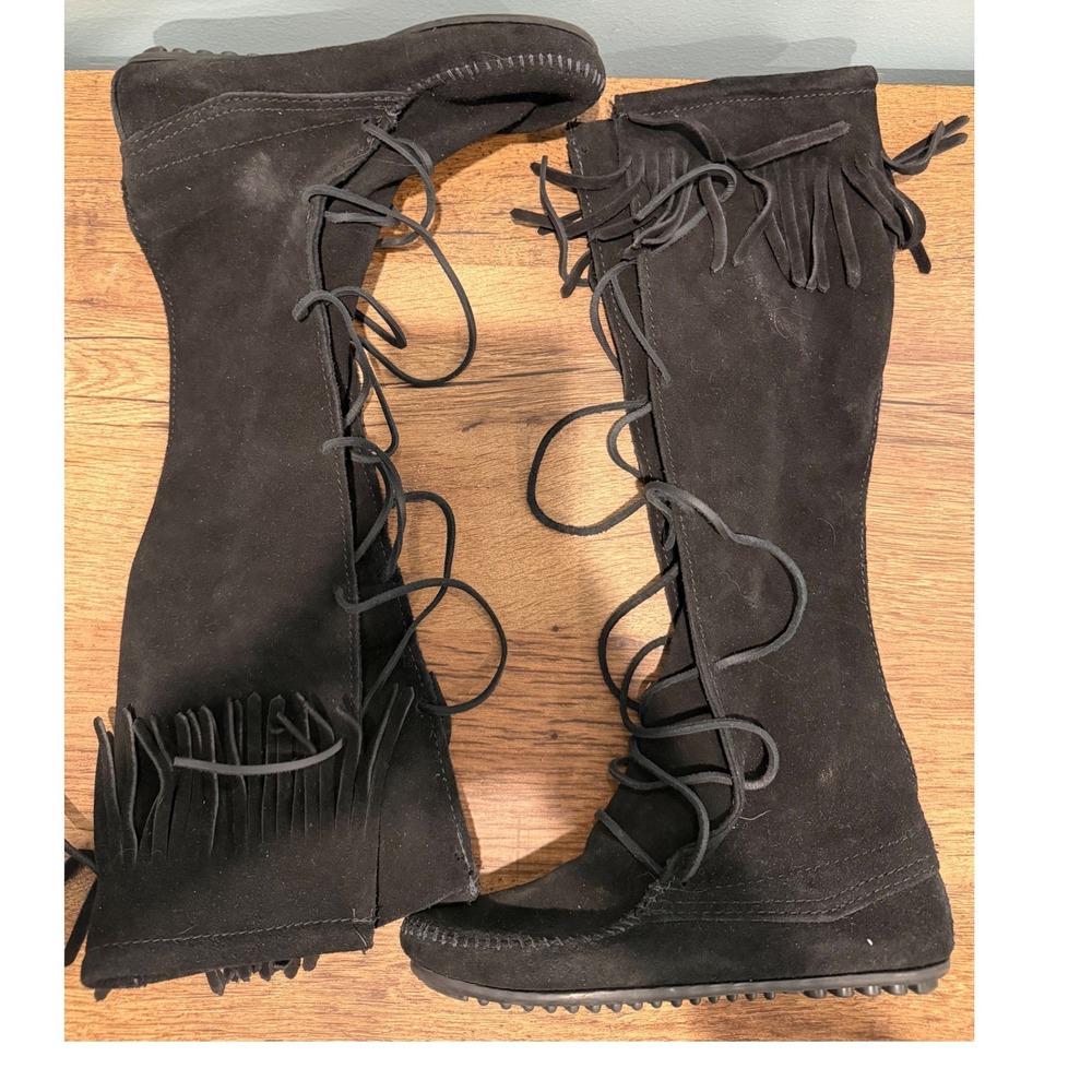 Minnetonka 1429 Black Suede Front Lace Fringe Knee High Moccasin Boots Womens 5